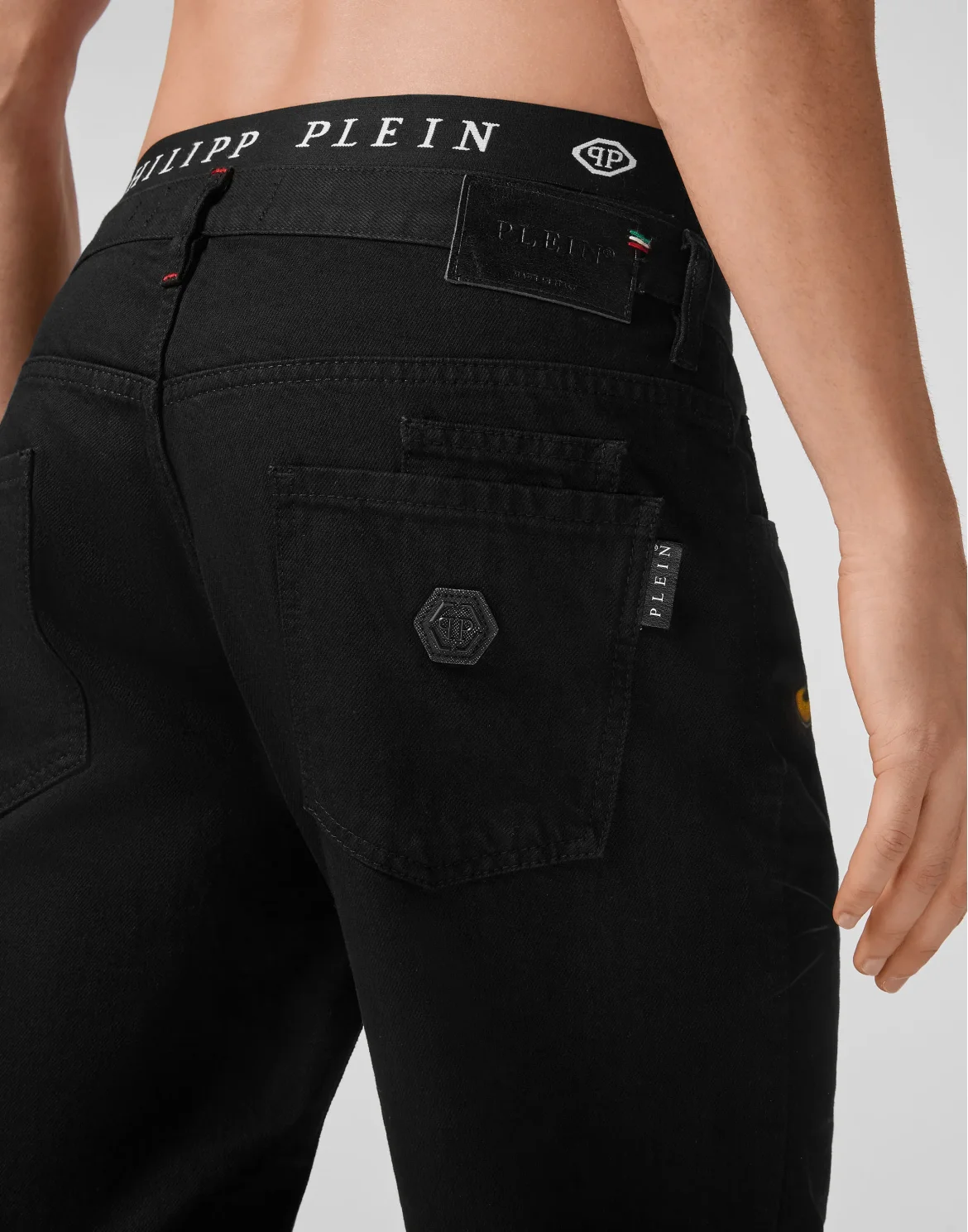 Short Mykonos Fit Panther, цвет: Черный