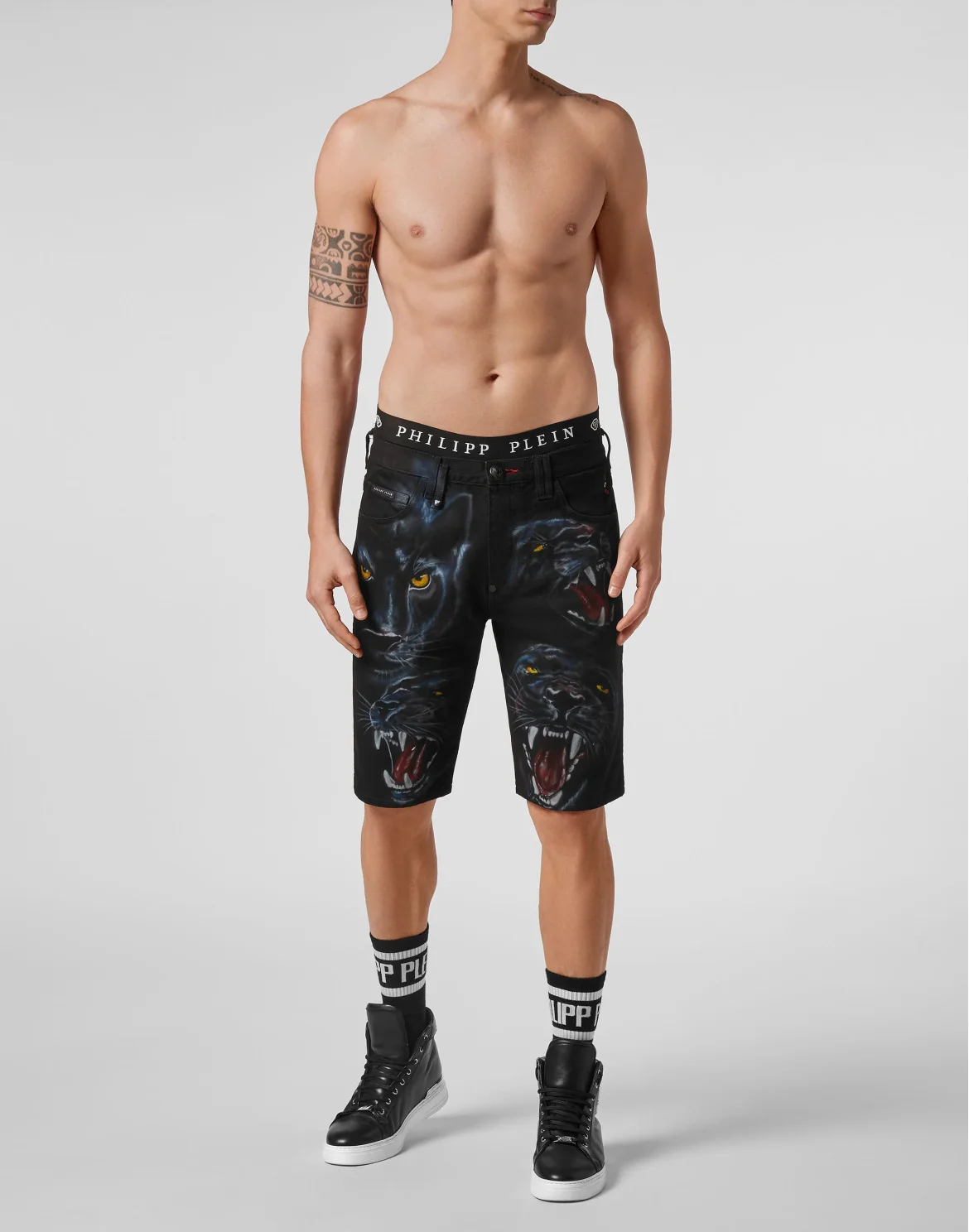 Short Mykonos Fit Panther, цвет: Черный