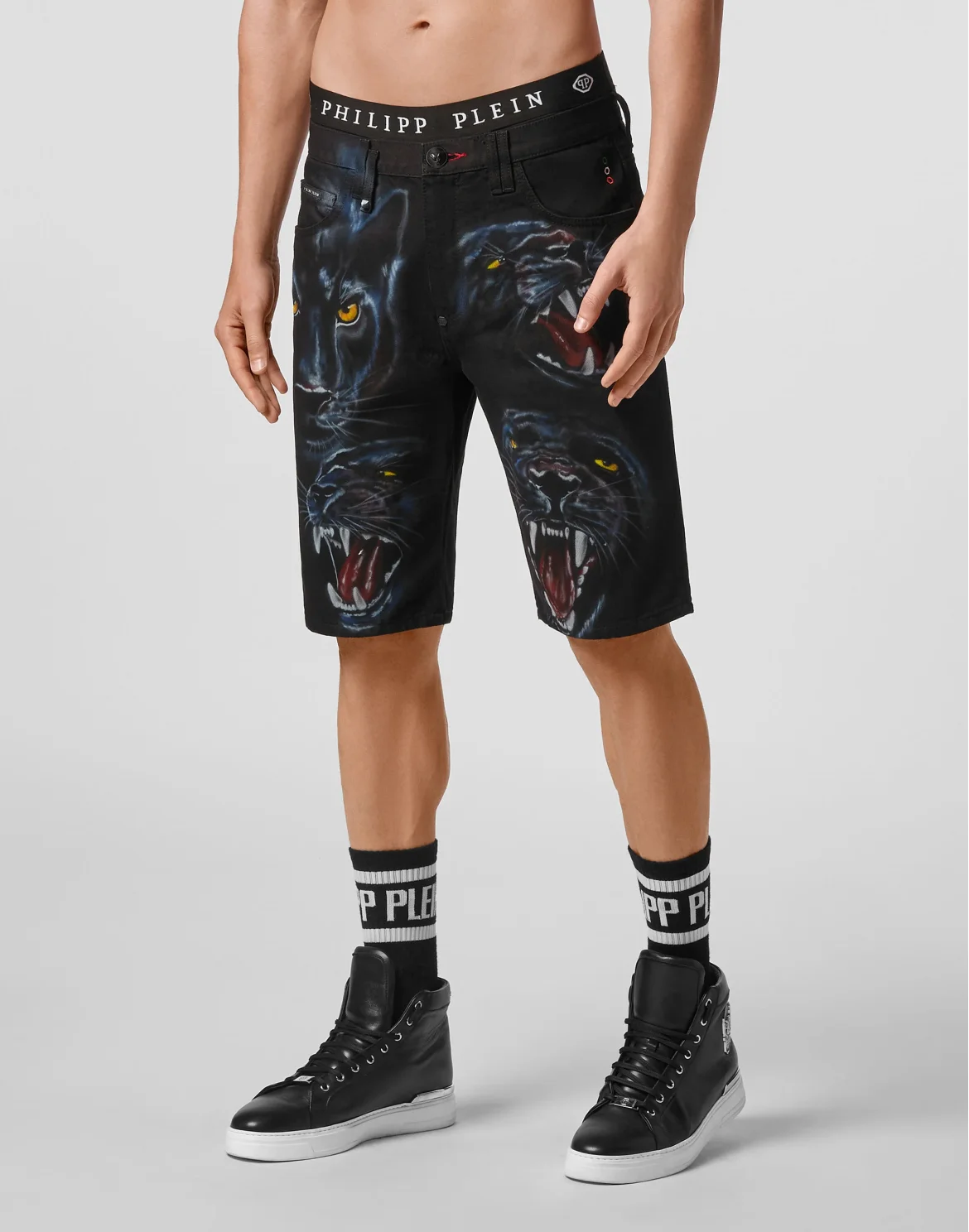 Short Mykonos Fit Panther, цвет: Черный
