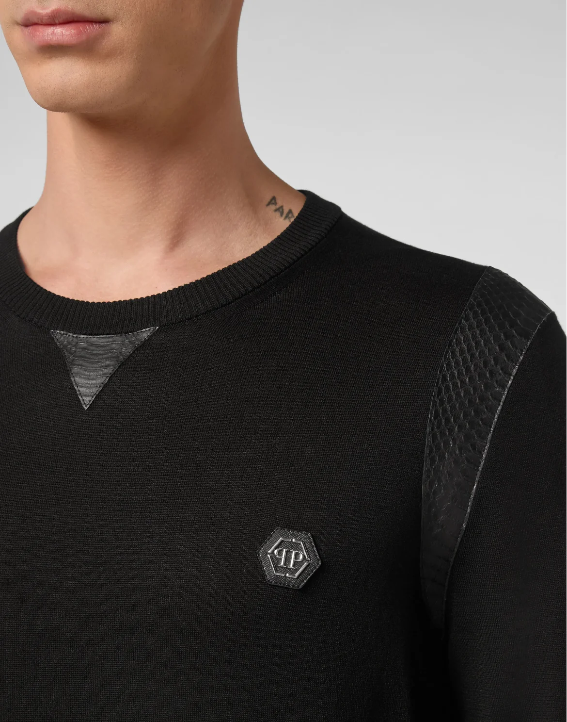 Pullover Round Neck LS Luxury, цвет: Черный