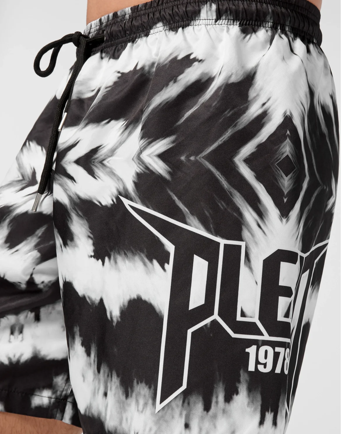 Beachwear Short Trousers Tie dye, цвет: Черный