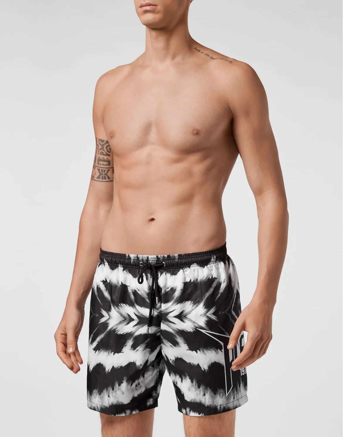 Beachwear Short Trousers Tie dye, цвет: Черный