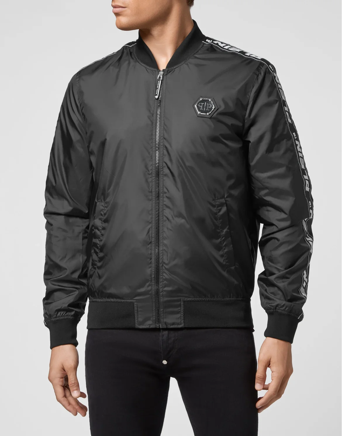 Nylon Bomber, цвет: Черный
