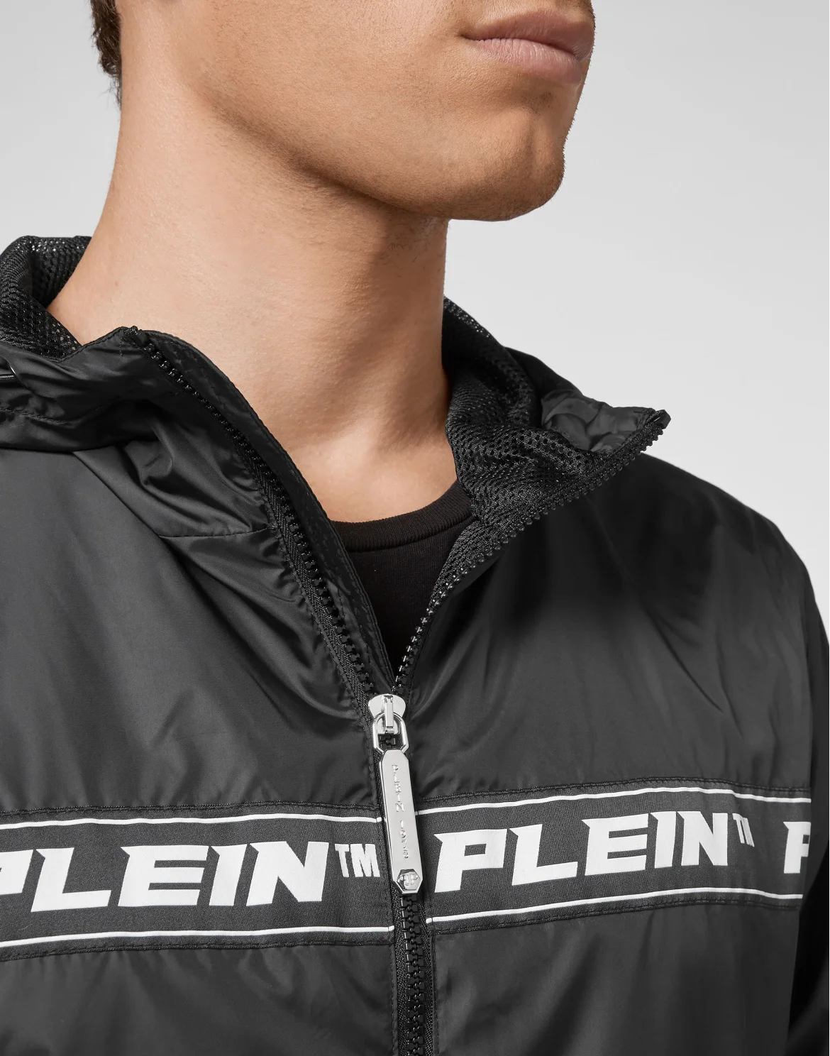 Nylon Windbreaker, цвет: Черный