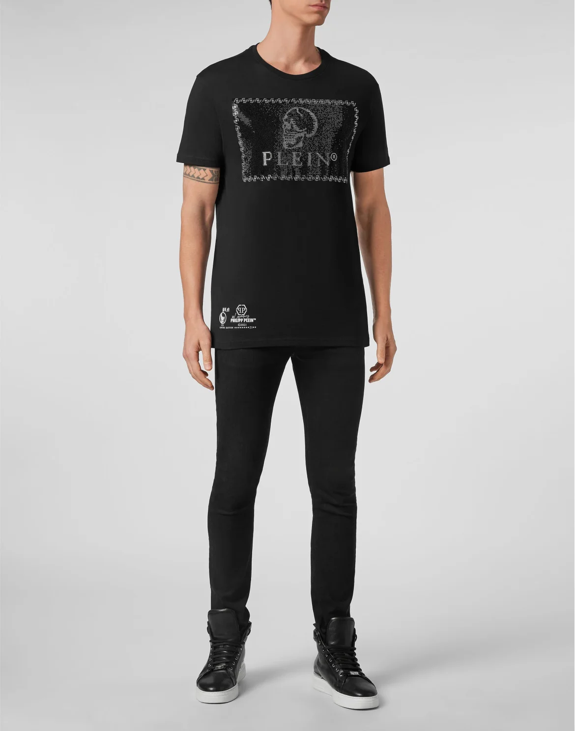 T-shirt Round Neck SS Outline Skull crystal, цвет: Черный