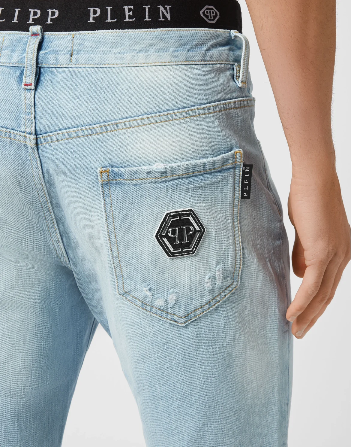 Denim Capri Shorts Destroyed, цвет: Голубой