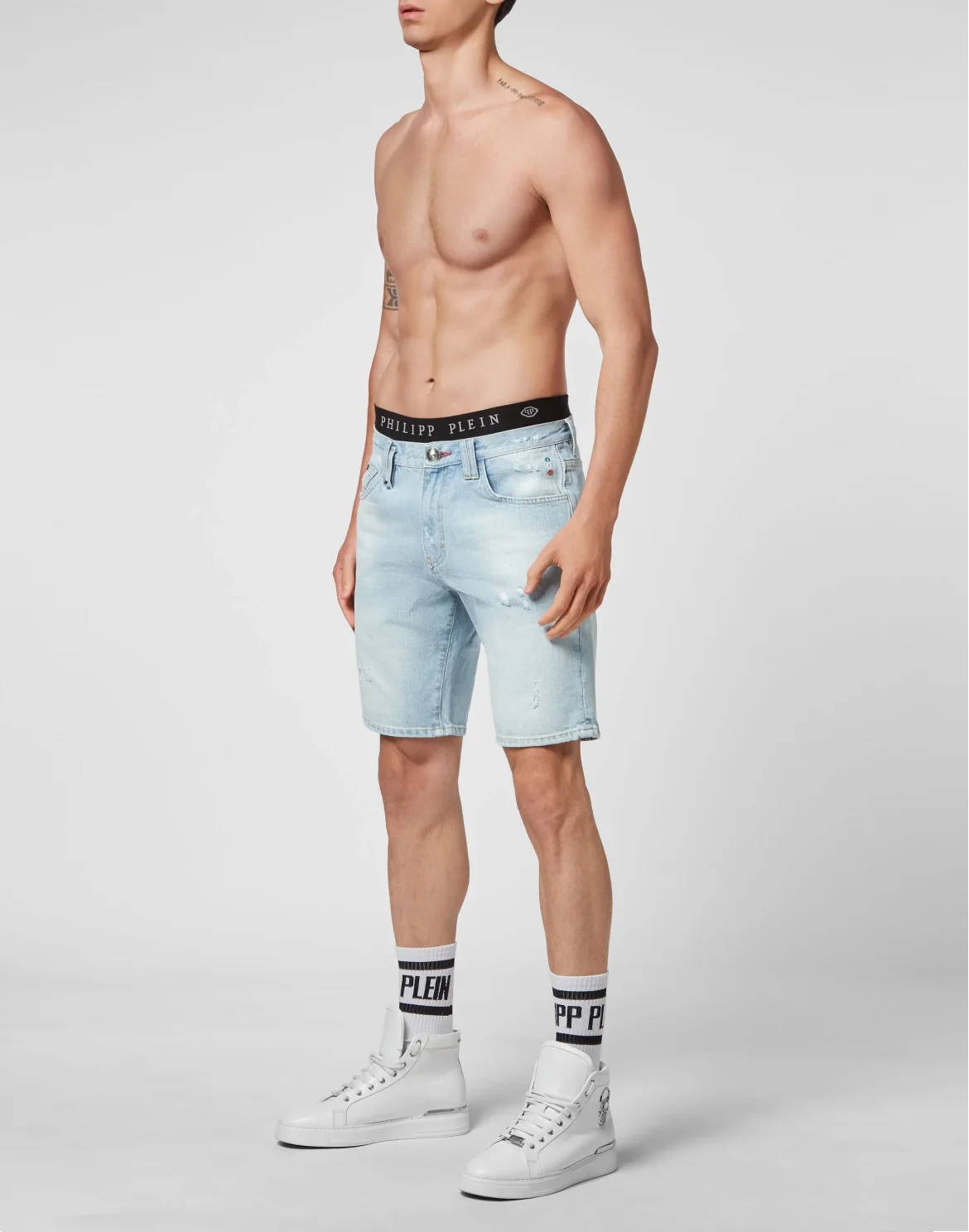Denim Capri Shorts Destroyed, цвет: Голубой