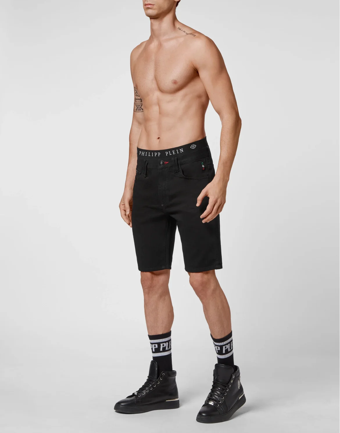 Denim Shorts, цвет: Черный