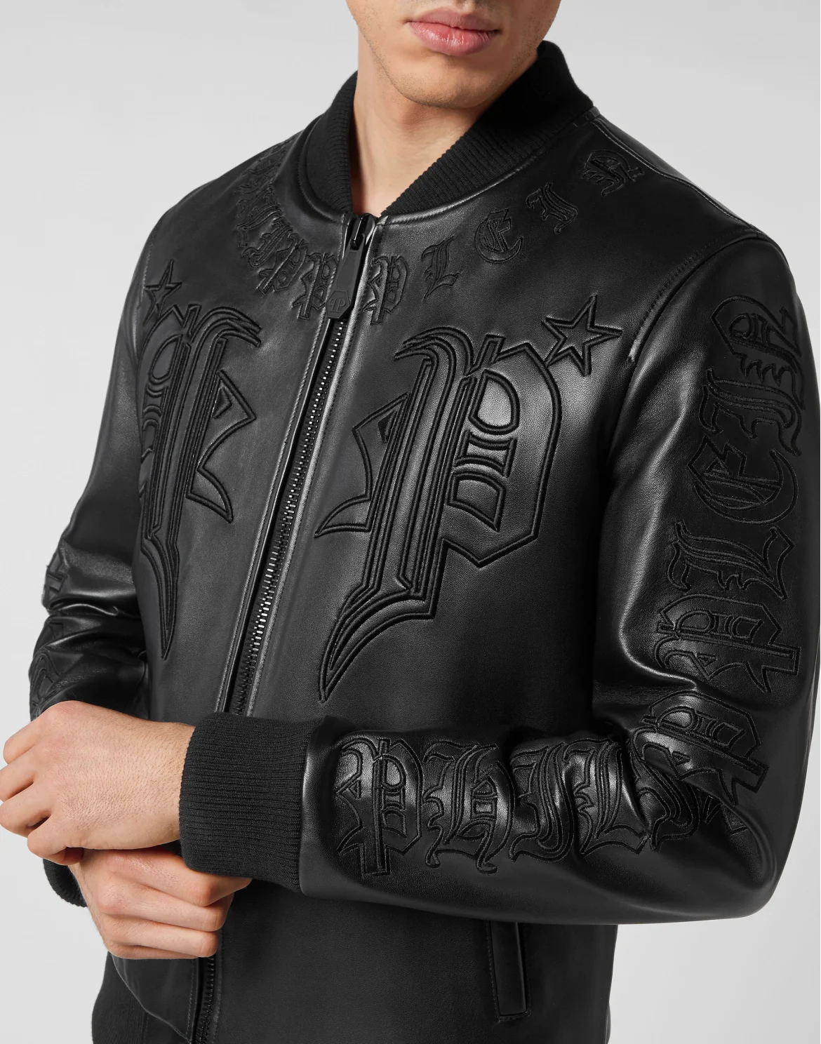 Leather Bomber Gothic Banner, цвет: Черный