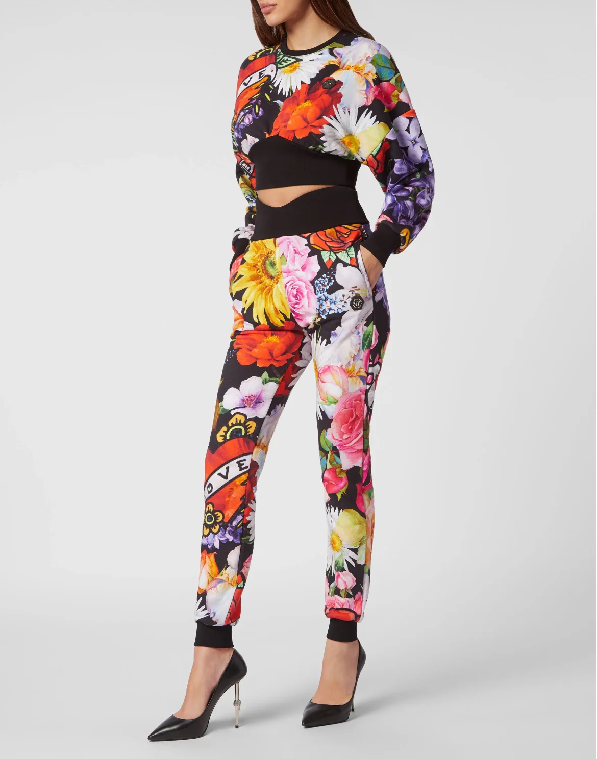 Jogging Trousers Love Flowers, цвет: Черный