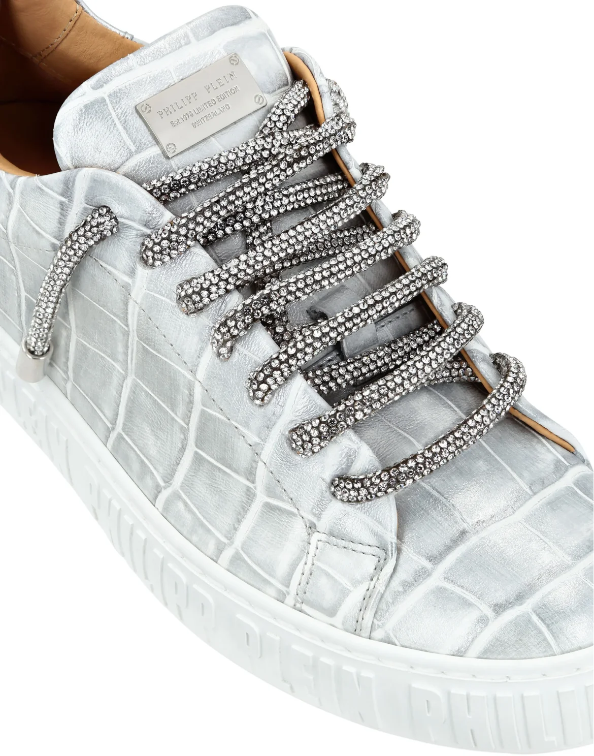 Leather Lo-Top Sneakers, цвет: Серый