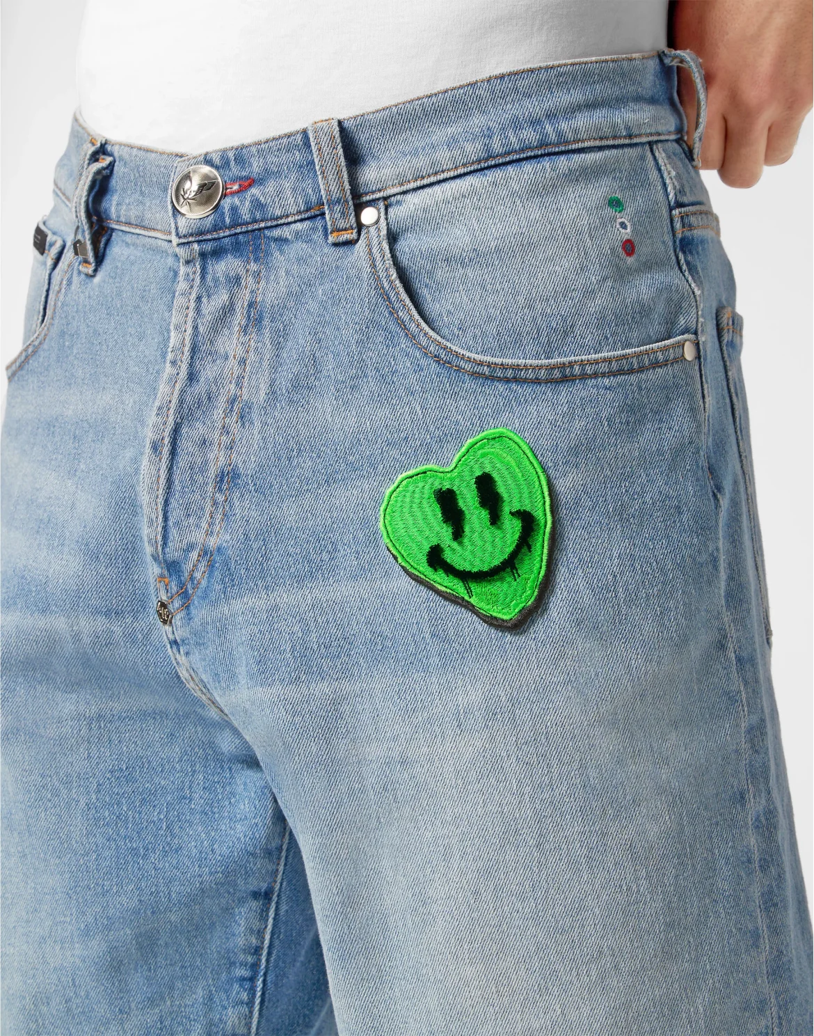 Denim Shorts Formentera Fit Smile Graffiti, цвет: Синий