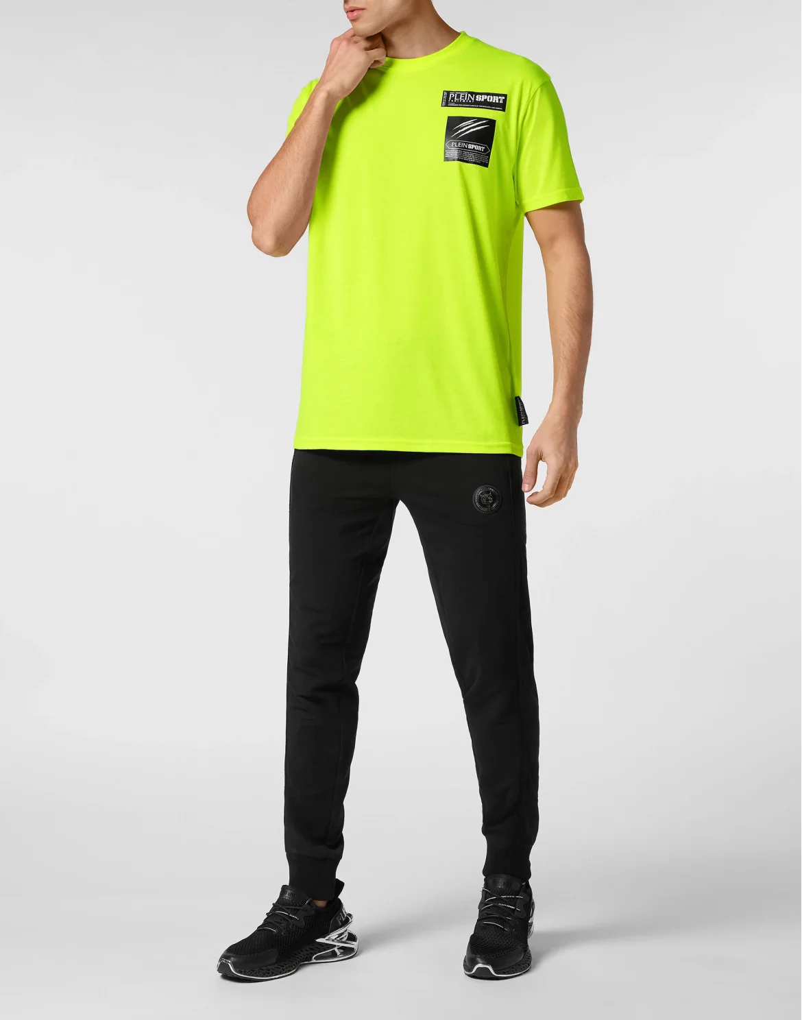 T-shirt Round Neck Scratch, цвет: Зеленый