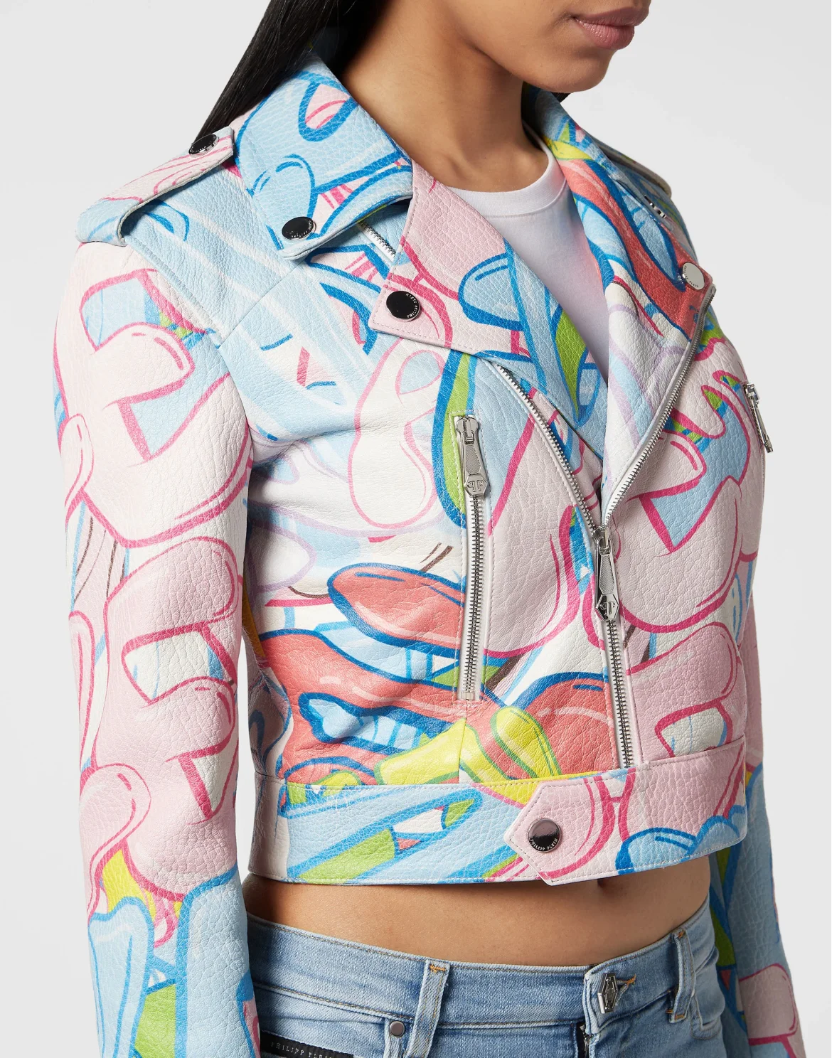 Cropped Boxy Biker Jacket Bombing Graffiti, цвет: Мультиколор