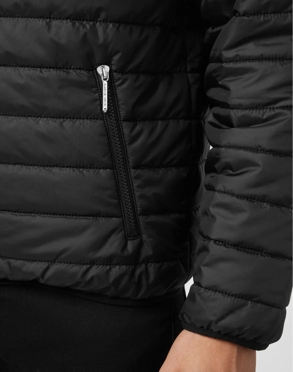Nylon Jacket Slim Cut, цвет: Черный