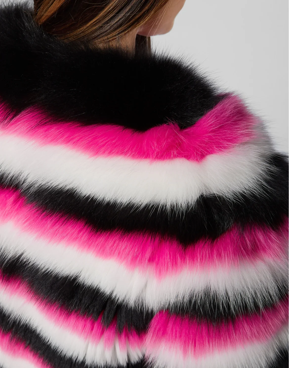 Fur Coat Short Stripes, цвет: Черный