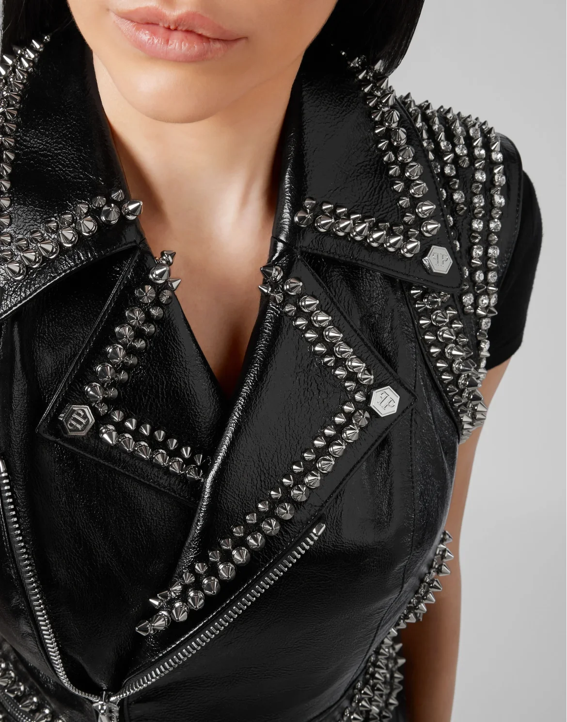 Leather Vest Short Studs, цвет: Черный