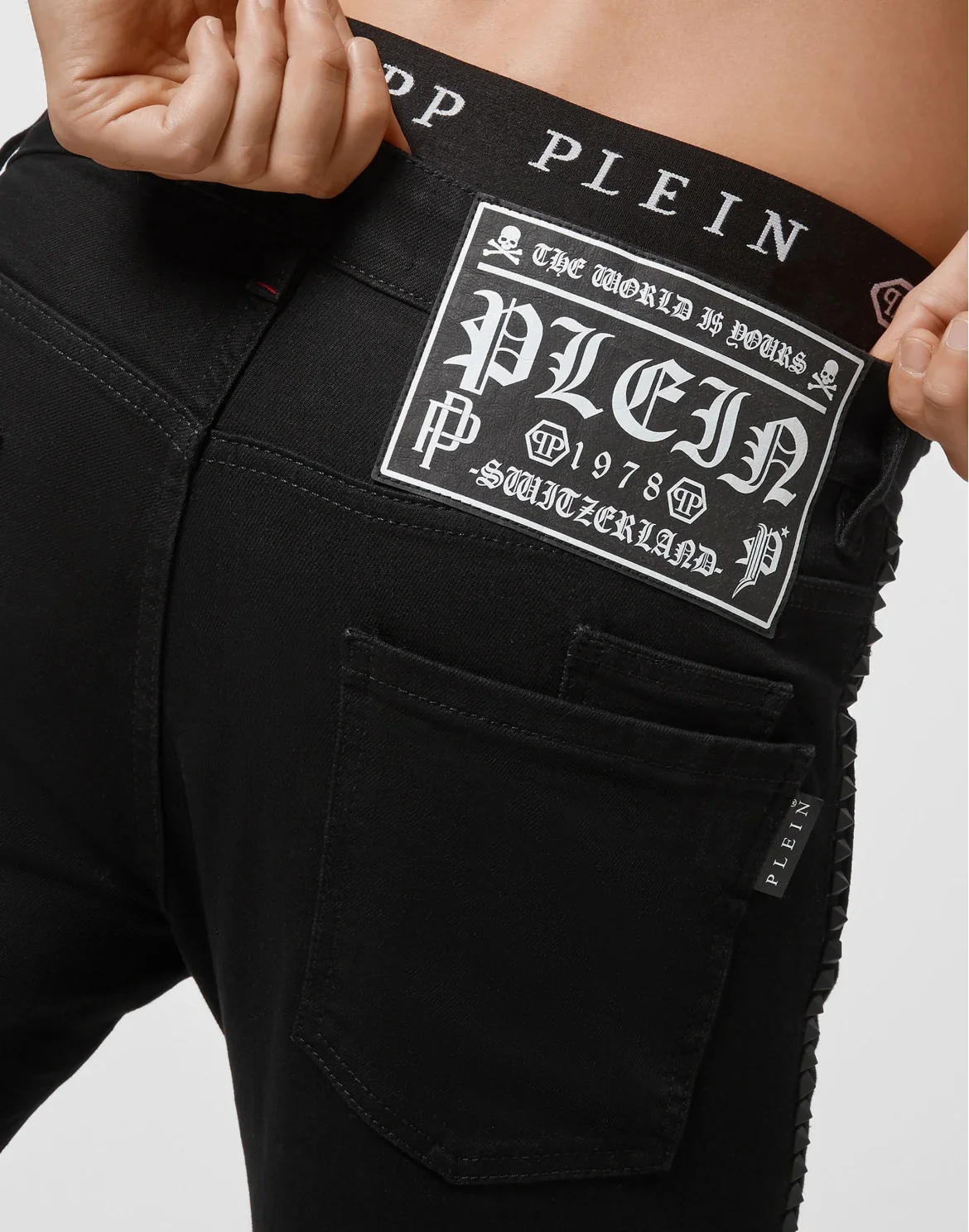 Denim Trousers Super Straight Cut Gothic Plein, цвет: Черный
