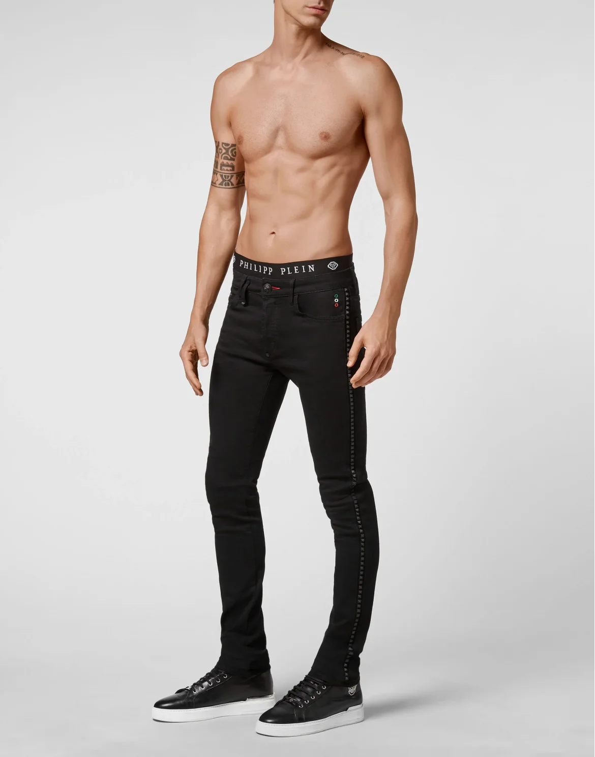 Denim Trousers Super Straight Cut Gothic Plein, цвет: Черный