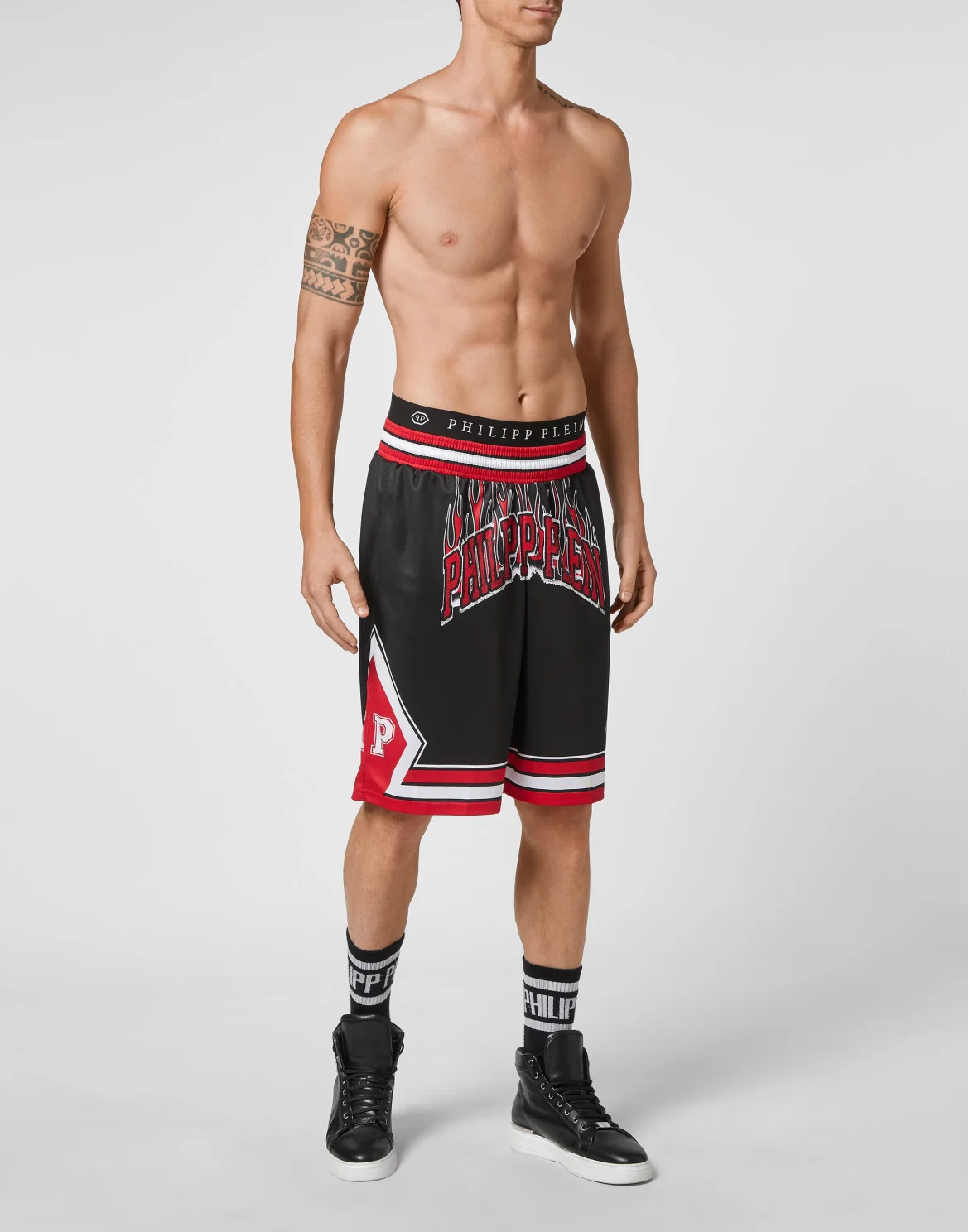 Basket Jogging Shorts Skull on fire, цвет: Черный