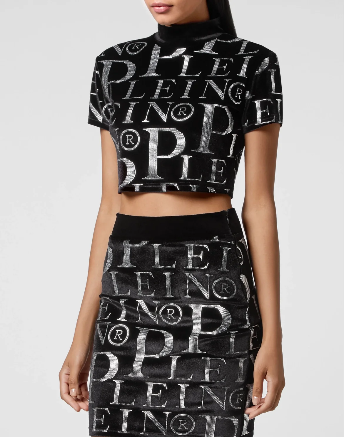 Velvet T-shirt Round Neck SS Crop Stones All over PP with Crystals, цвет: Черный