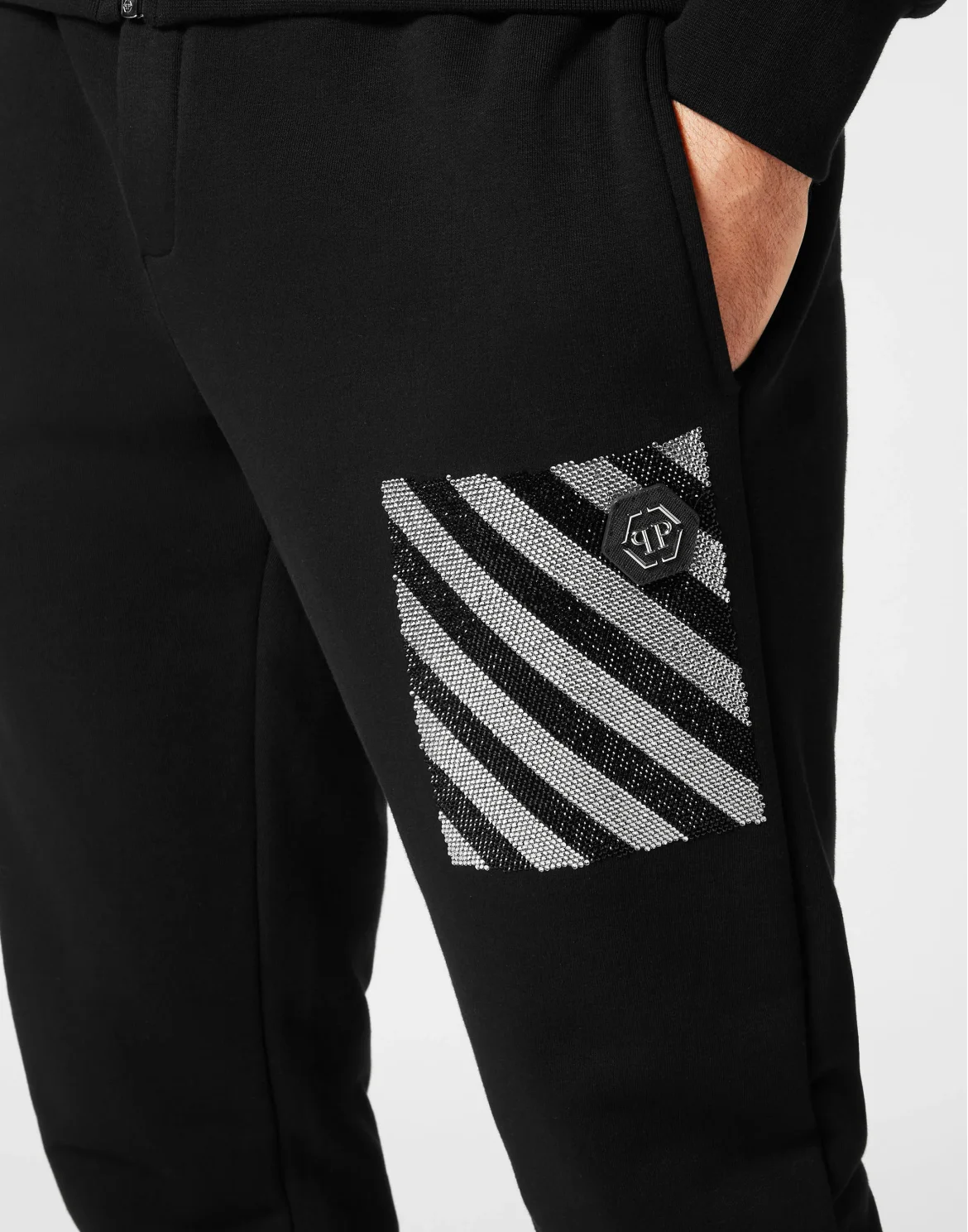 Jogging Tracksuit: Top/Trousers with Crystals Rainbow Stripes, цвет: Черный