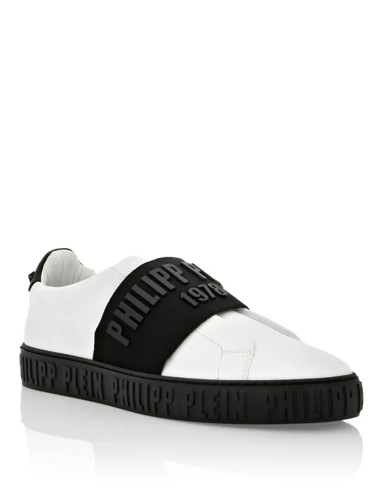 Lo-Top Sneakers PP1978