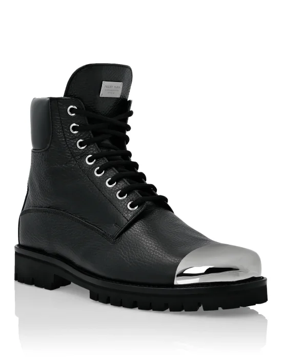Boots Low Flat