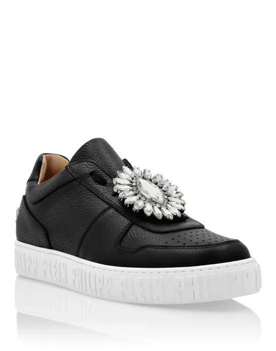 Leather Lo-Top Sneakers Brooches King Power