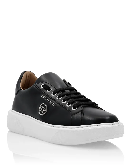 Leather Lo-Top Sneakers Hexagon