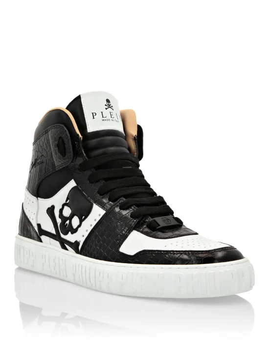 Hi-Top Sneakers Skull