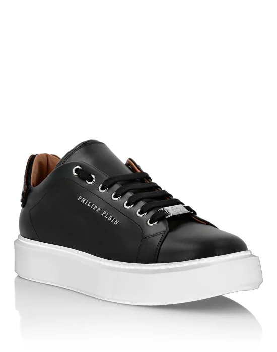 Leather Lo-Top Sneakers Hexagon