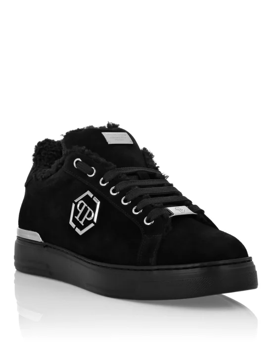 Suede Eco Fur Low Top Sneakers Carson