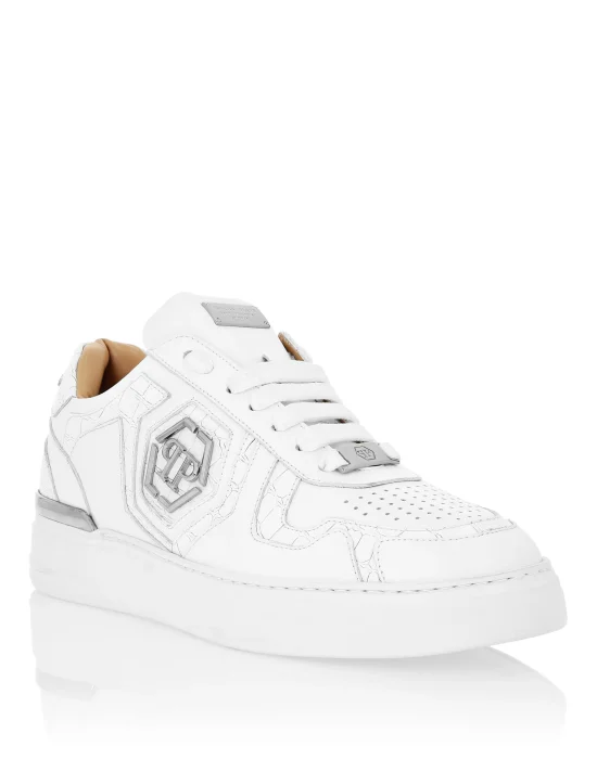 Low Top Sneakers