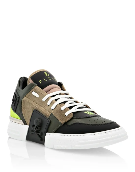 PHANTOM KICK$ Mid-Top Mixed Materials Skull