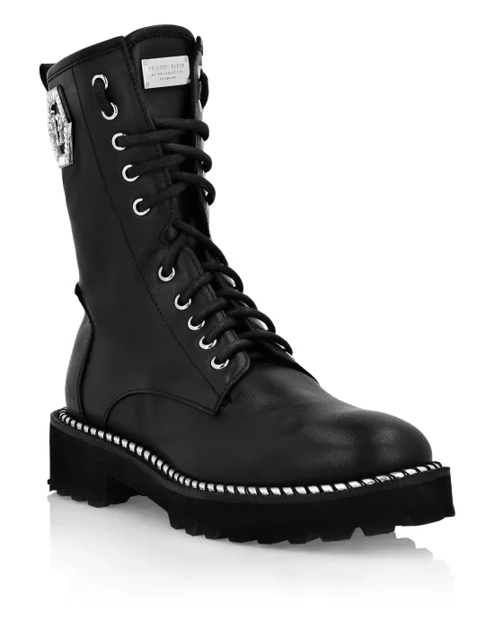 Boots Low Flat Crystal