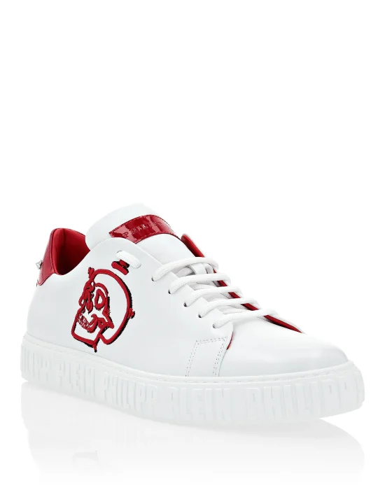 Lo-Top Sneakers Skull