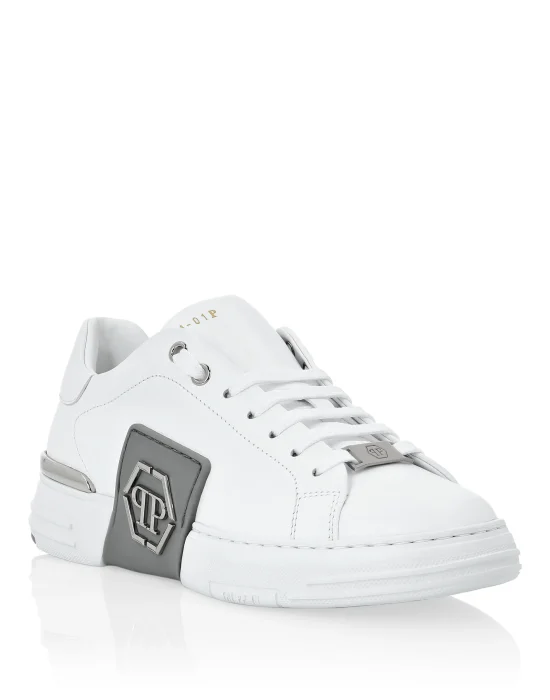 LO-TOP SNEAKERS PHANTOM KICK$ LEATHER Platinum HEXAGON