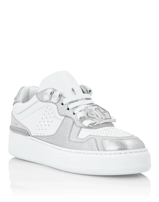 Leather Lo-Top Sneakers G.O.A.T. TM