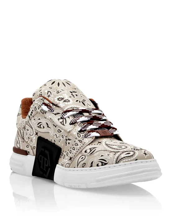 Super Street Lo-Top Sneakers Paisley