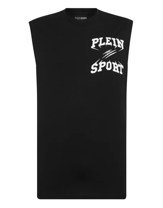 Sleeveless T-shirt