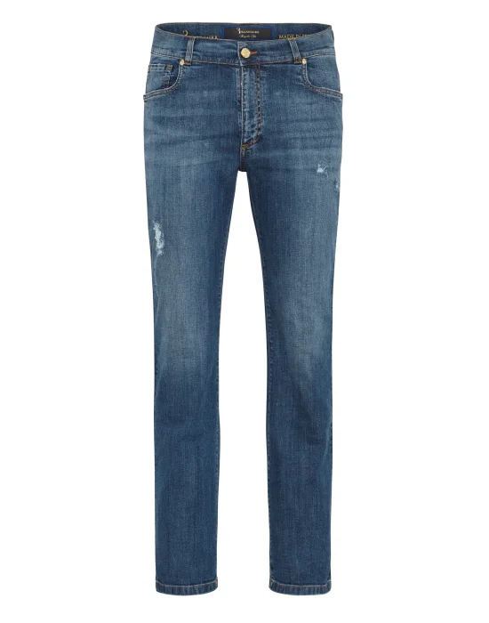 Regular fit Statement