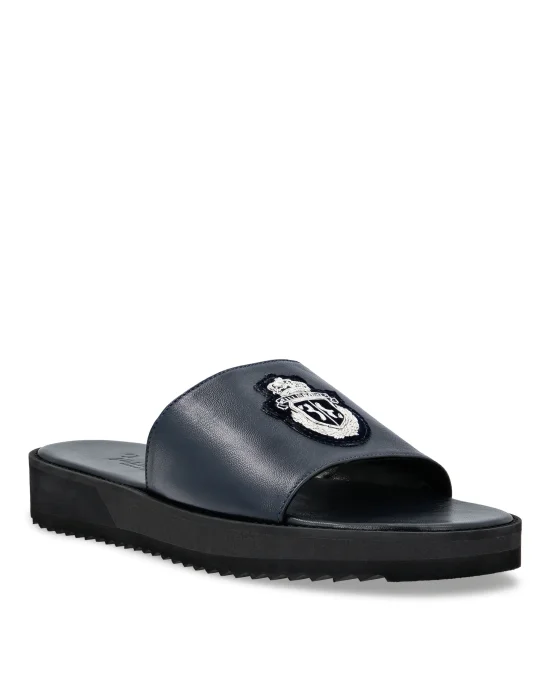 Sandals Flat Crest