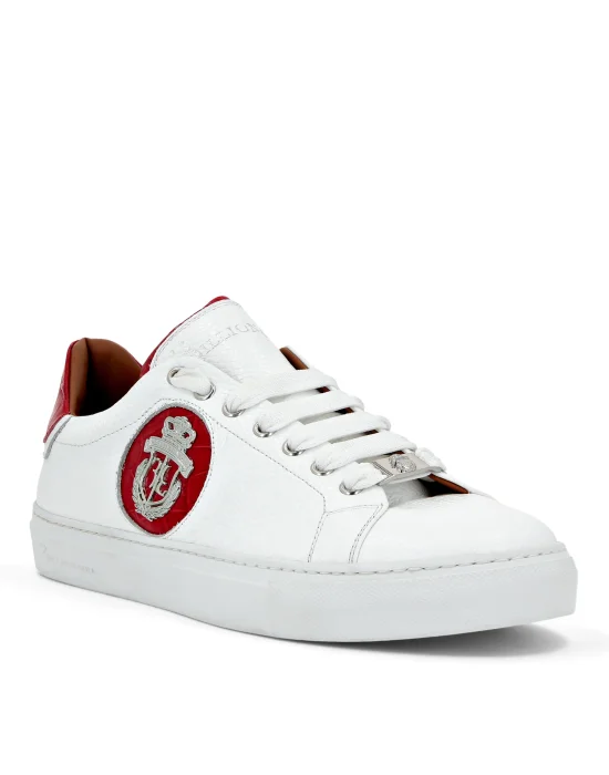 Lo-Top Sneakers