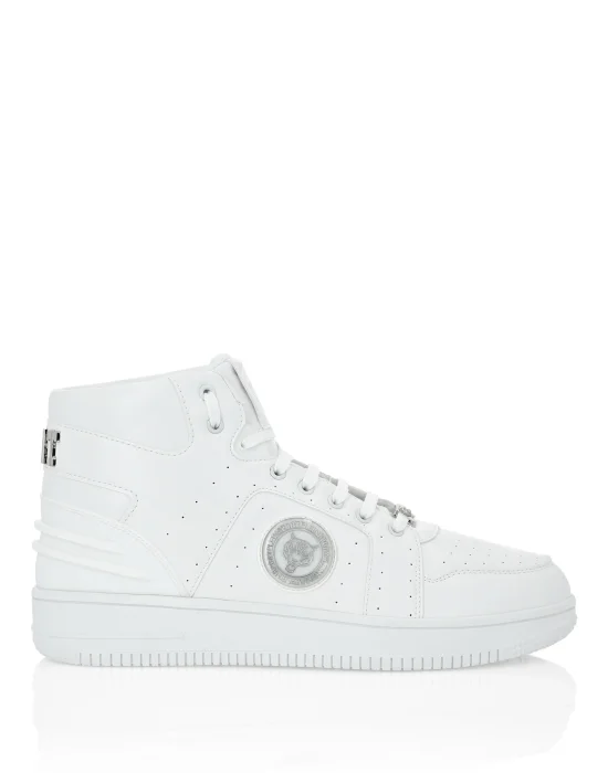 MAN SNEAKERS