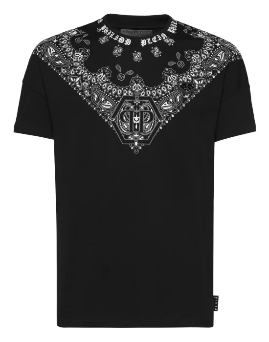 Round Neck T-Shirt Paisley Bandana