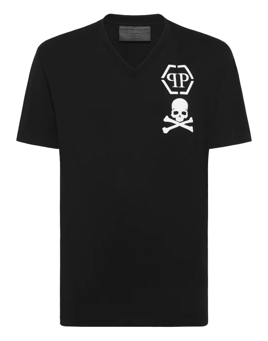 V-Neck T-Shirt Logo Skull
