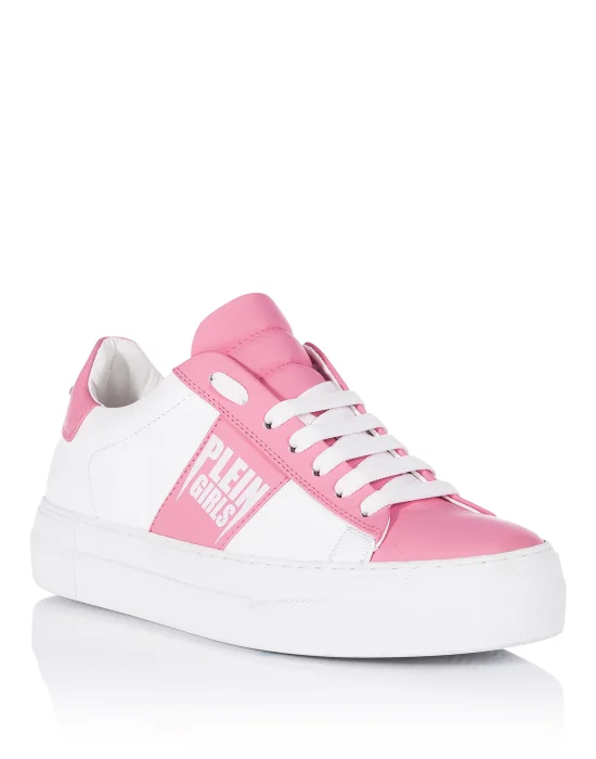 Lo-Top Sneakers "I can see it in your eyes"