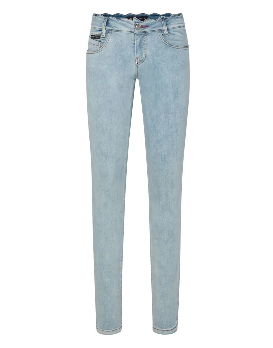 Slim Fit Statement