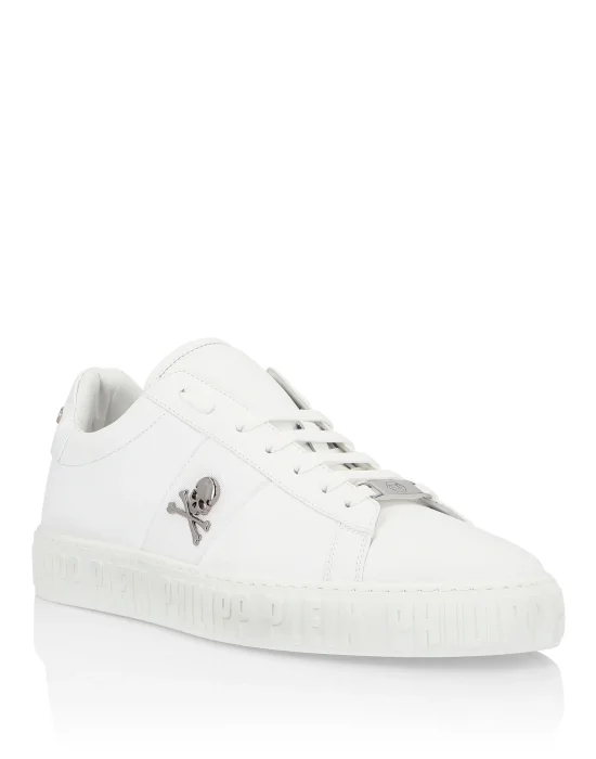 Lo-Top Sneakers Skull